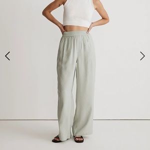 Madewell The Carley Wide-Leg Pant in Softdrape in sage mist size large